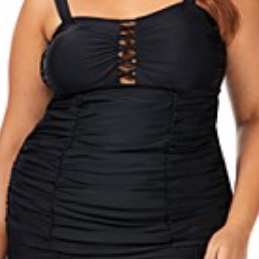 Swim tankini Ruched to hide flaws